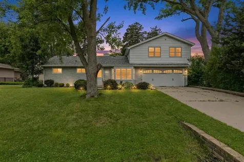 5524 South Bruner Street Hinsdale IL 60521