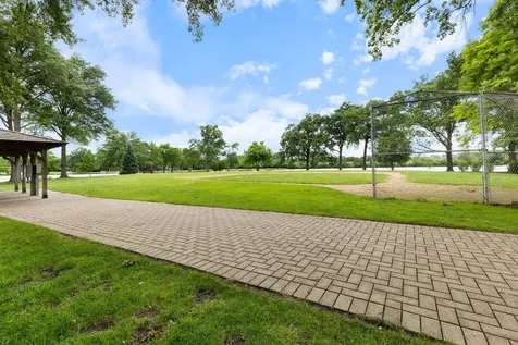 5524 South Bruner Street Hinsdale IL 60521