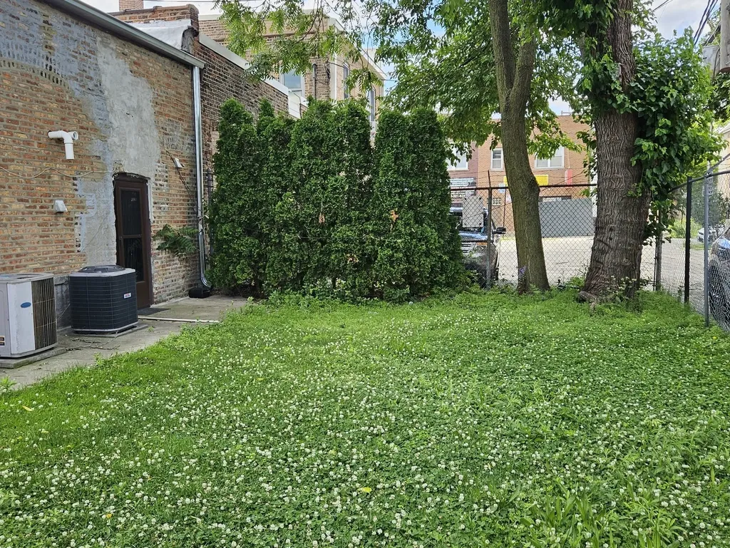 3852 West 26th Street Chicago IL 60623