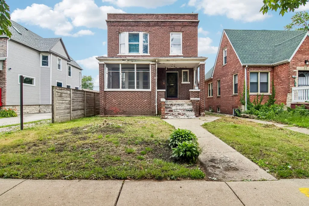 9605 South Winston Avenue Chicago IL 60643