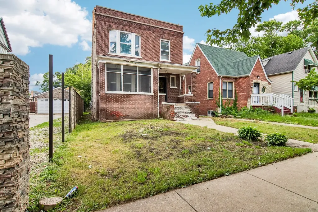 9605 South Winston Avenue Chicago IL 60643