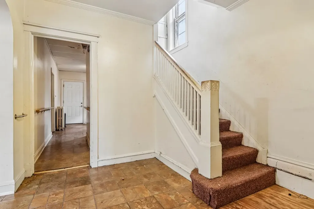 9605 South Winston Avenue Chicago IL 60643