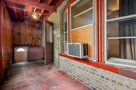 9605 South Winston Avenue Chicago IL 60643