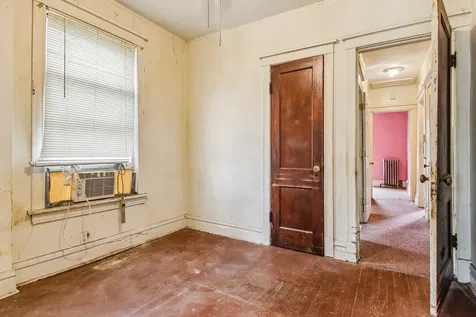 9605 South Winston Avenue Chicago IL 60643
