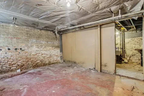 9605 South Winston Avenue Chicago IL 60643
