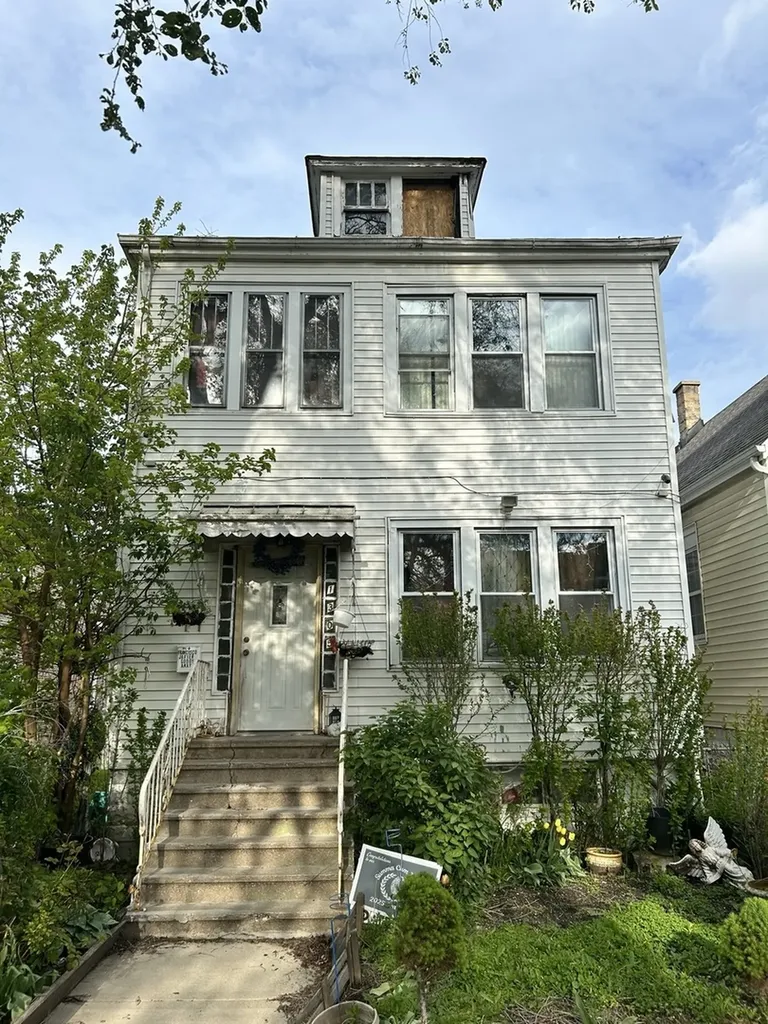 1305 South 51st Avenue Cicero IL 60804