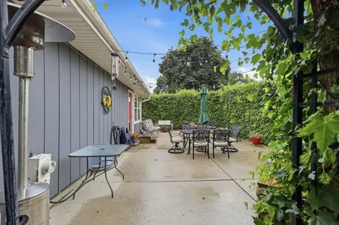 3505 Bently Drive Rockford IL 61101