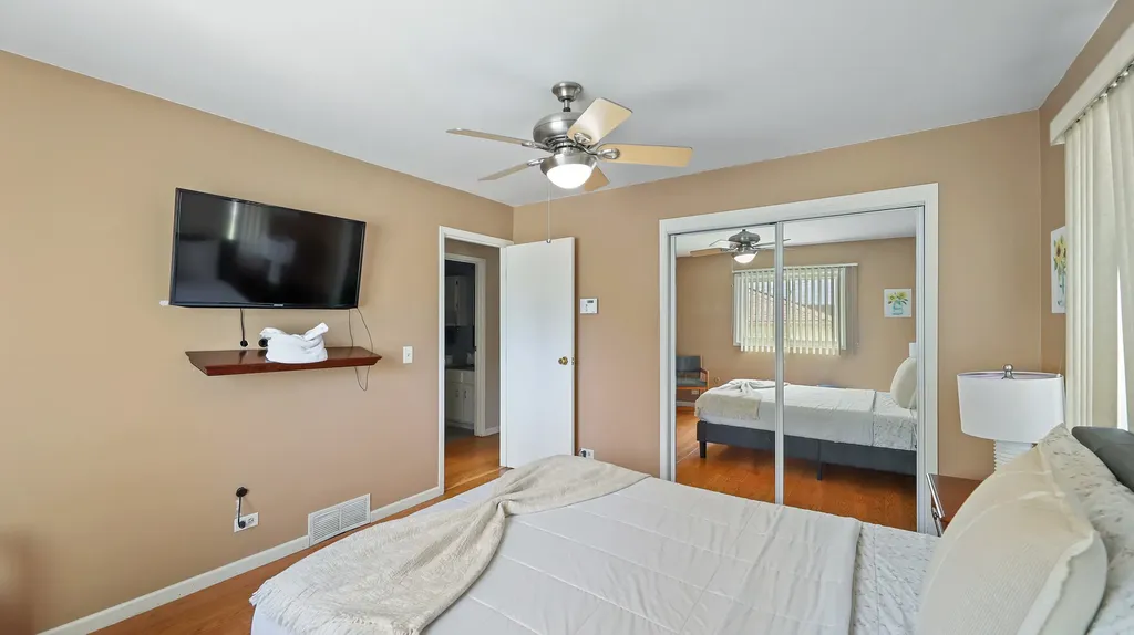 1326 Degener Avenue Elmhurst IL 60126