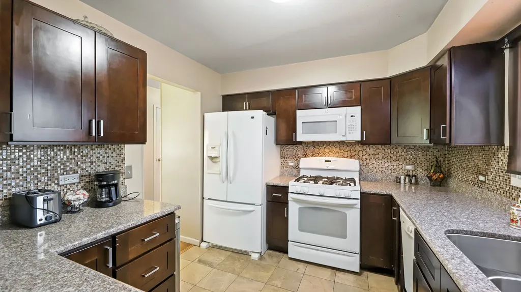1326 Degener Avenue Elmhurst IL 60126