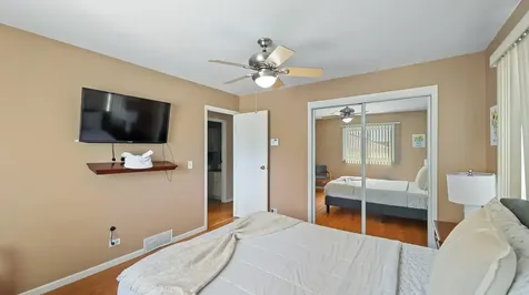 1326 Degener Avenue Elmhurst IL 60126
