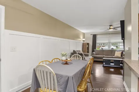 8 Dolphin Court Oswego IL 60543