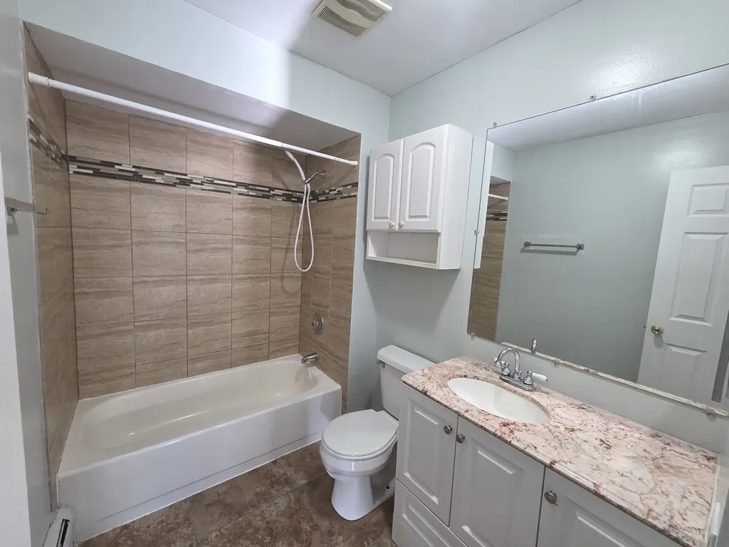 151 Elk Trail Carol Stream IL 60188