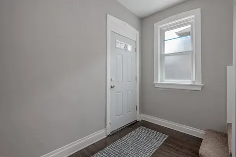 7952 South Elizabeth Street Chicago IL 60620