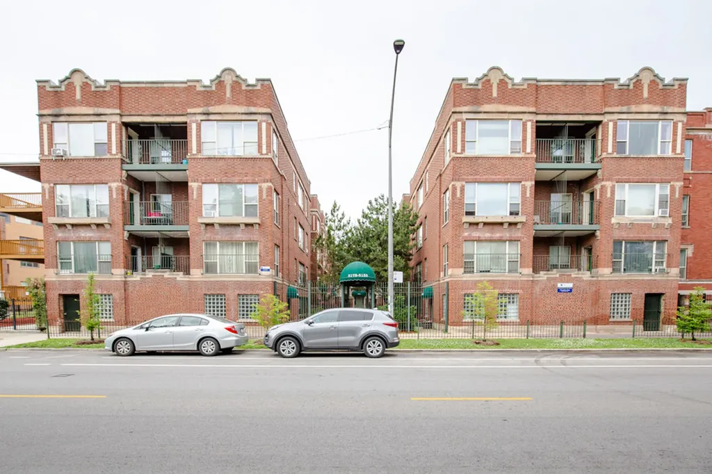 5172 South King Drive Chicago IL 60615