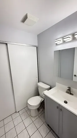 341 West 24th Street Chicago IL 60616
