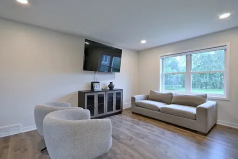 511 Everett Avenue Crystal Lake IL 60014