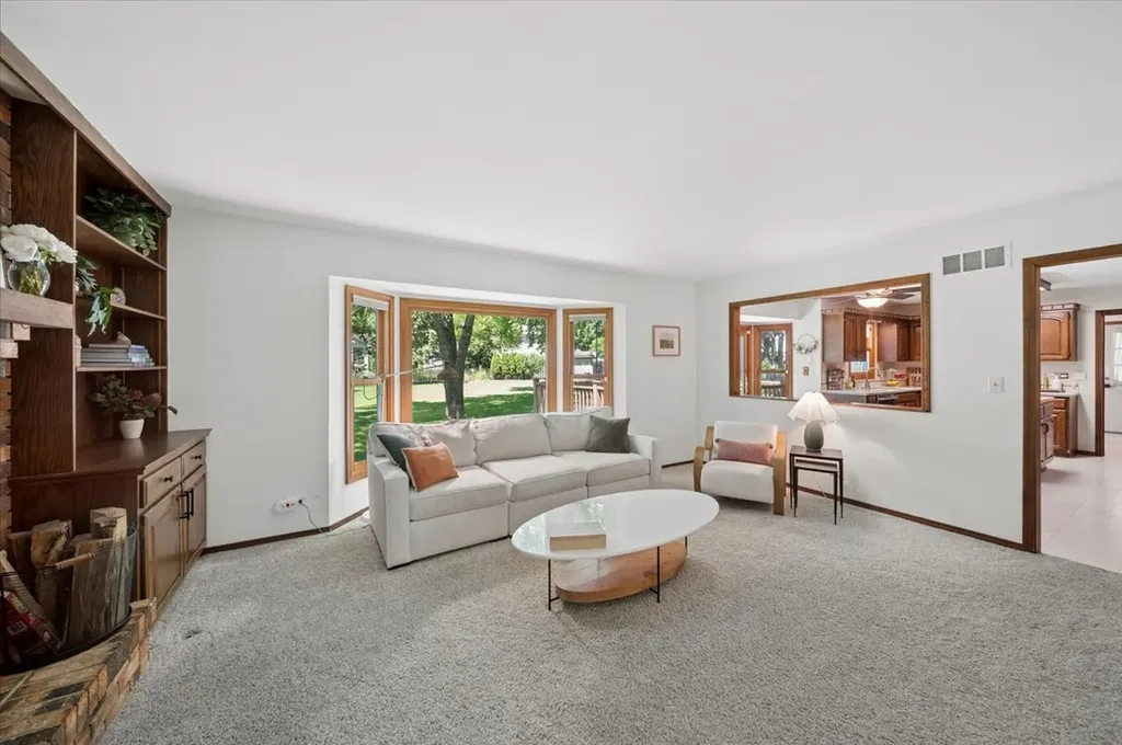 925 Manchester Street Naperville IL 60563