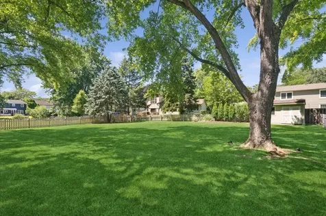 925 Manchester Street Naperville IL 60563
