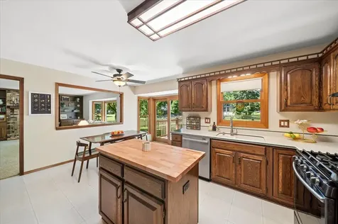 925 Manchester Street Naperville IL 60563