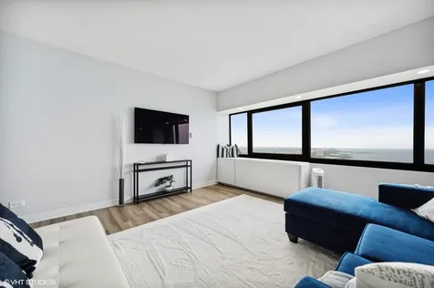 175 East Delaware Place Chicago IL 60611