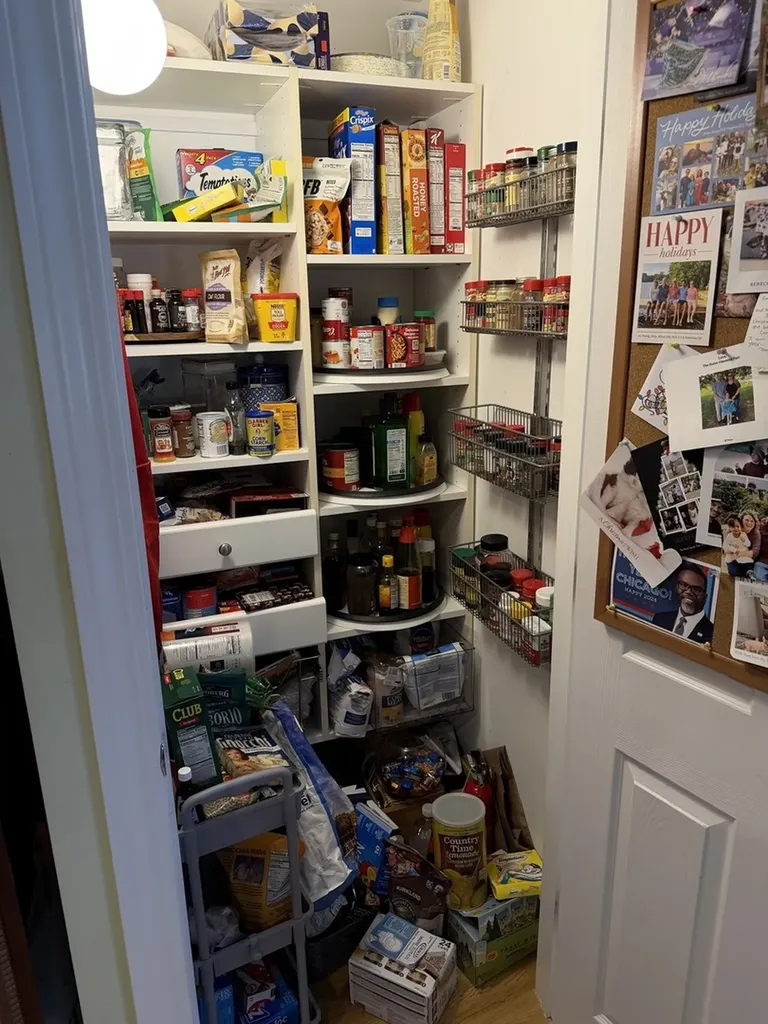 2657 West Thomas Street Chicago IL 60622