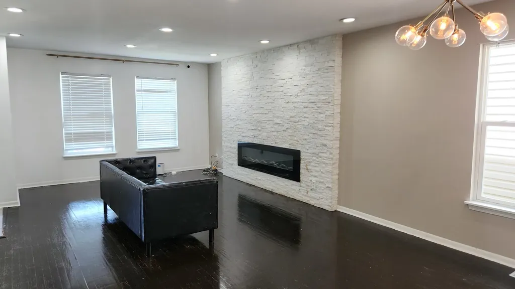 11707 South Morgan Street Chicago IL 60643