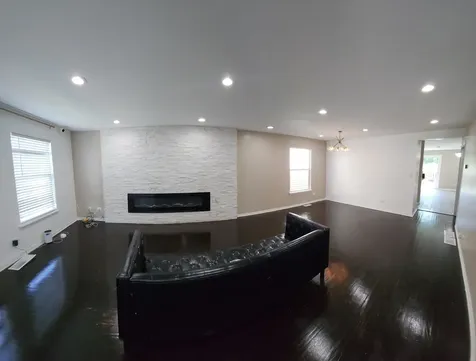 11707 South Morgan Street Chicago IL 60643