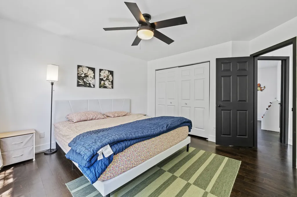 2462 Green Valley Court Aurora IL 60503