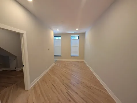 916 North Noble Street Chicago IL 60642