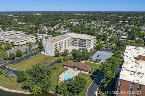 2020 Saint Regis Drive Lombard IL 60148
