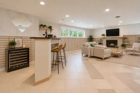 4824 South Lotus Avenue Chicago IL 60638