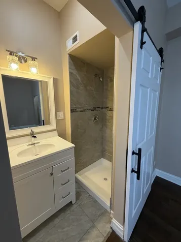 7629 South Dante Avenue Chicago IL 60619