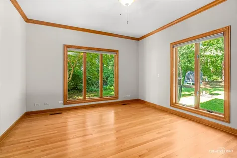 40W913 Trotter Lane St. Charles IL 60175