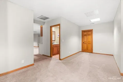 40W913 Trotter Lane St. Charles IL 60175
