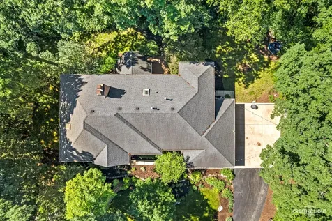 40W913 Trotter Lane St. Charles IL 60175