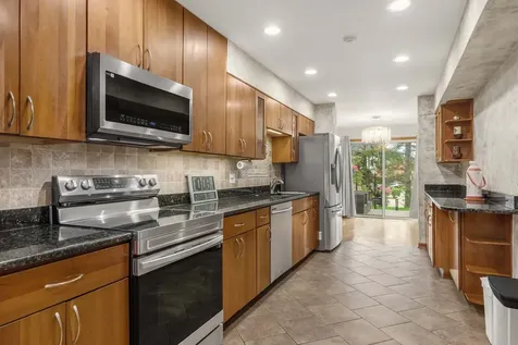 8316 Highpoint Circle Darien IL 60561