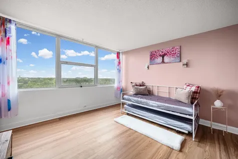 7234 West North Avenue Elmwood Park IL 60707