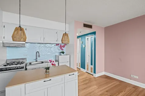 7234 West North Avenue Elmwood Park IL 60707