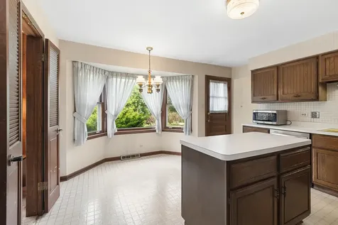 2736 Marlin Court Homewood IL 60430