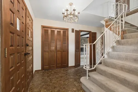 2736 Marlin Court Homewood IL 60430