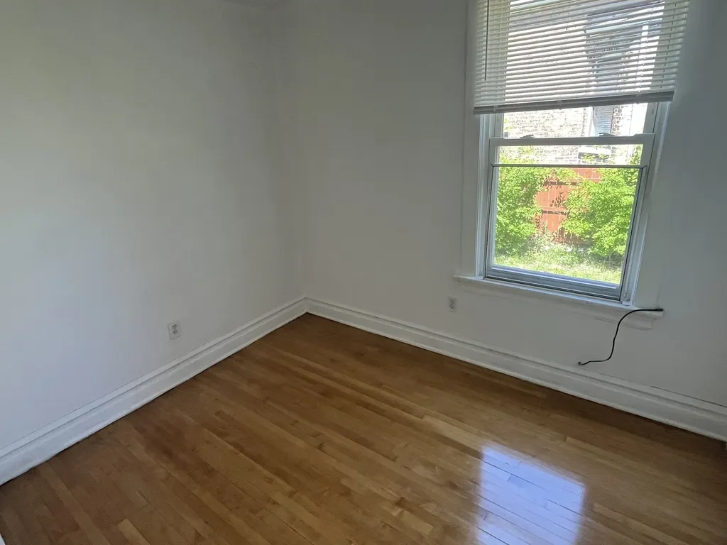 5233 South Hermitage Avenue Chicago IL 60609