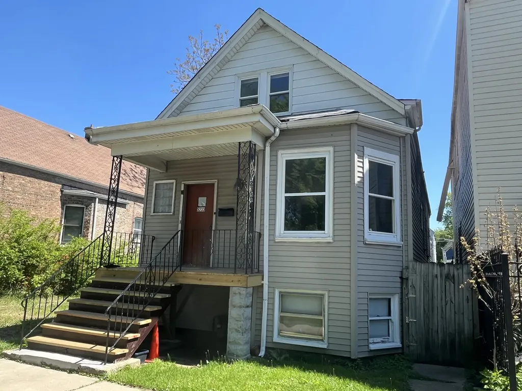 5233 South Hermitage Avenue Chicago IL 60609