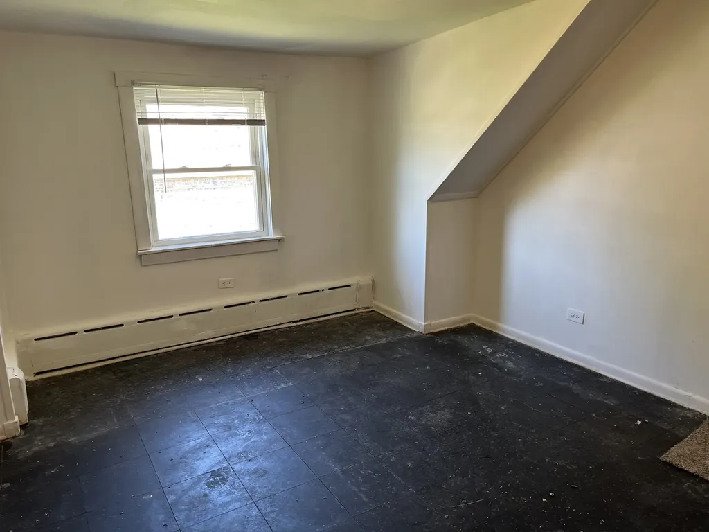 5233 South Hermitage Avenue Chicago IL 60609