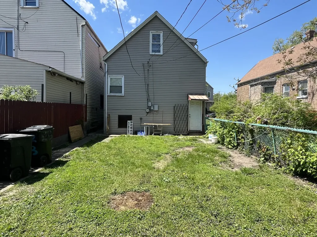 5233 South Hermitage Avenue Chicago IL 60609