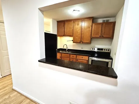 2250 North Lincoln Avenue Chicago IL 60614