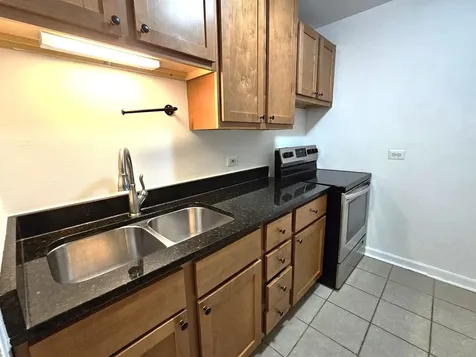 2250 North Lincoln Avenue Chicago IL 60614