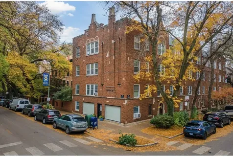 2147 North Fremont Street Chicago IL 60614