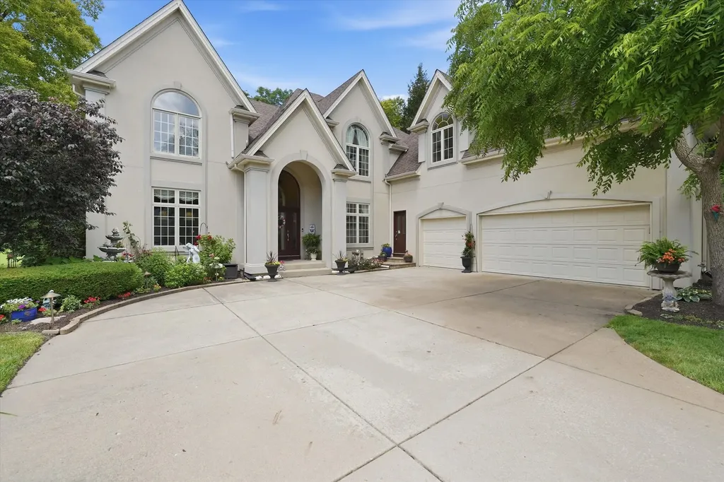 1108 Chadwick Court Aurora IL 60502