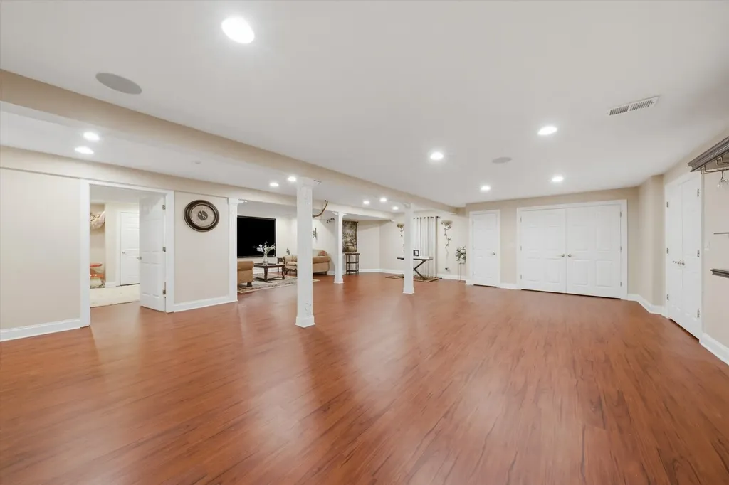 1108 Chadwick Court Aurora IL 60502