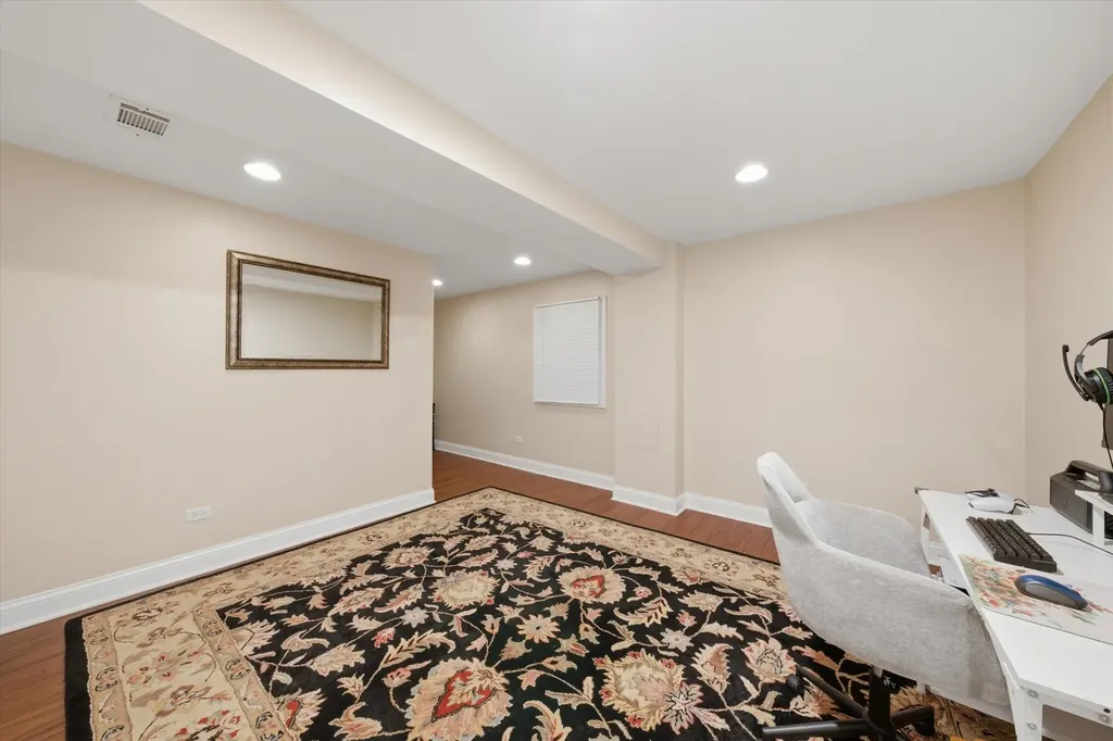 1108 Chadwick Court Aurora IL 60502
